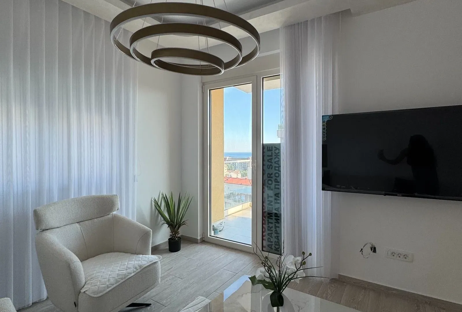 Sale, two bedroom apartment, 74m², Bečići, Budva