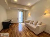 Izdavanje, trosoban stan, 122m², Stari Grad, Beograd - image 13