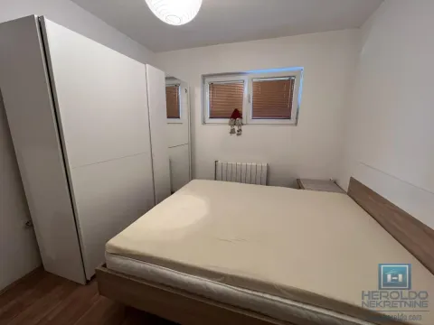 Prodaja, dvosoban stan, 55m², Centar, Jagodina - image 12