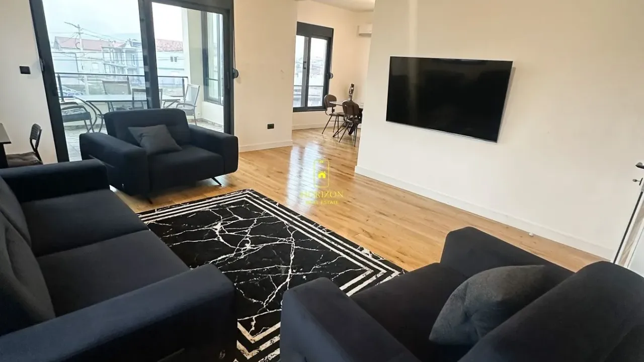 Rent, house, 180m², Gornja Gorica, Podgorica