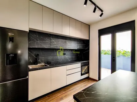 Izdavanje, kuća, 150m², Donja Gorica, Podgorica - image 18