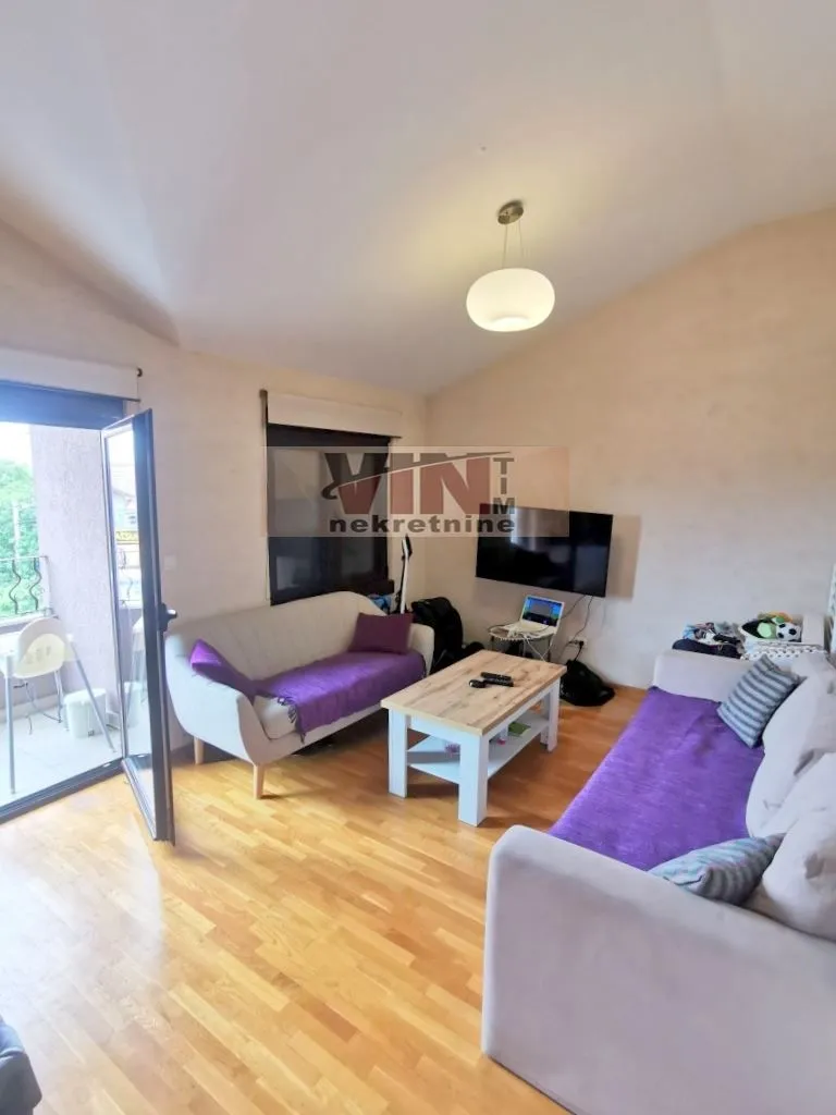 Izdavanje, dvosoban stan, 59m², Altina, Beograd