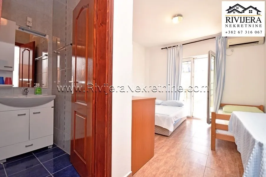 Prodaja, kuća, 300m², Đenovići, Herceg Novi
