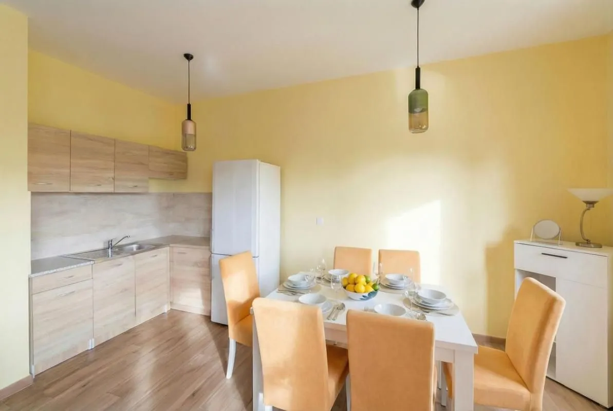 Prodaja, jednosoban stan, 53m², Petrovac, Budva