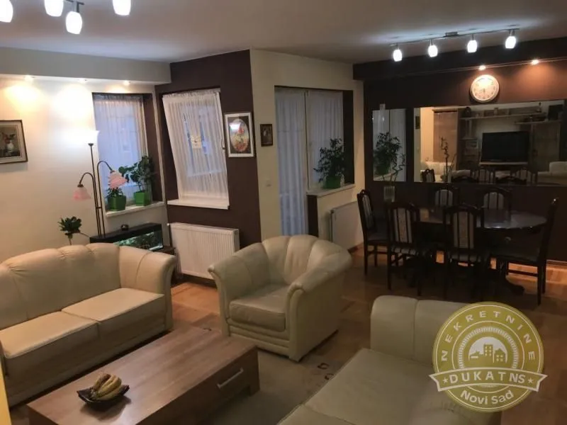Prodaja, četvorosoban stan, 98m², Nova Detelinara, Novi Sad Sve Podlokacije