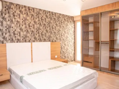 Prodaja, jednosoban stan, 55m², Bečići, Budva - image 2