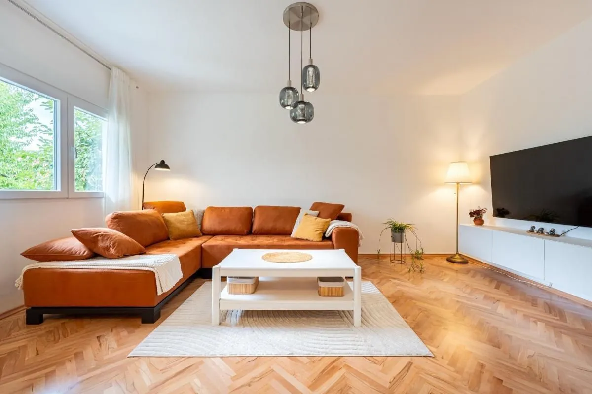 Rent, apartment, 100m², Dalmatinska ulica, Podgorica