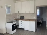 Rent, two bedroom apartment, 69m², Bar, Crna Gora - image 2