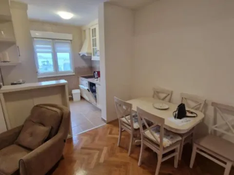 Prodaja, dvosoban stan, 76m², Centar, Bar - image 5