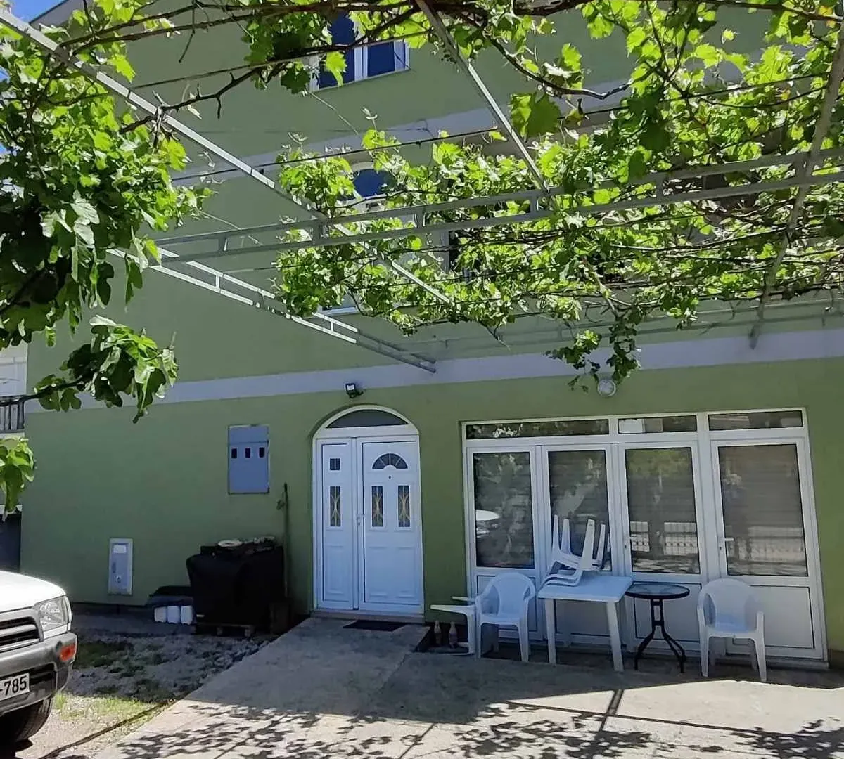 Prodaja, kuća, 370m², Šušanj, Bar