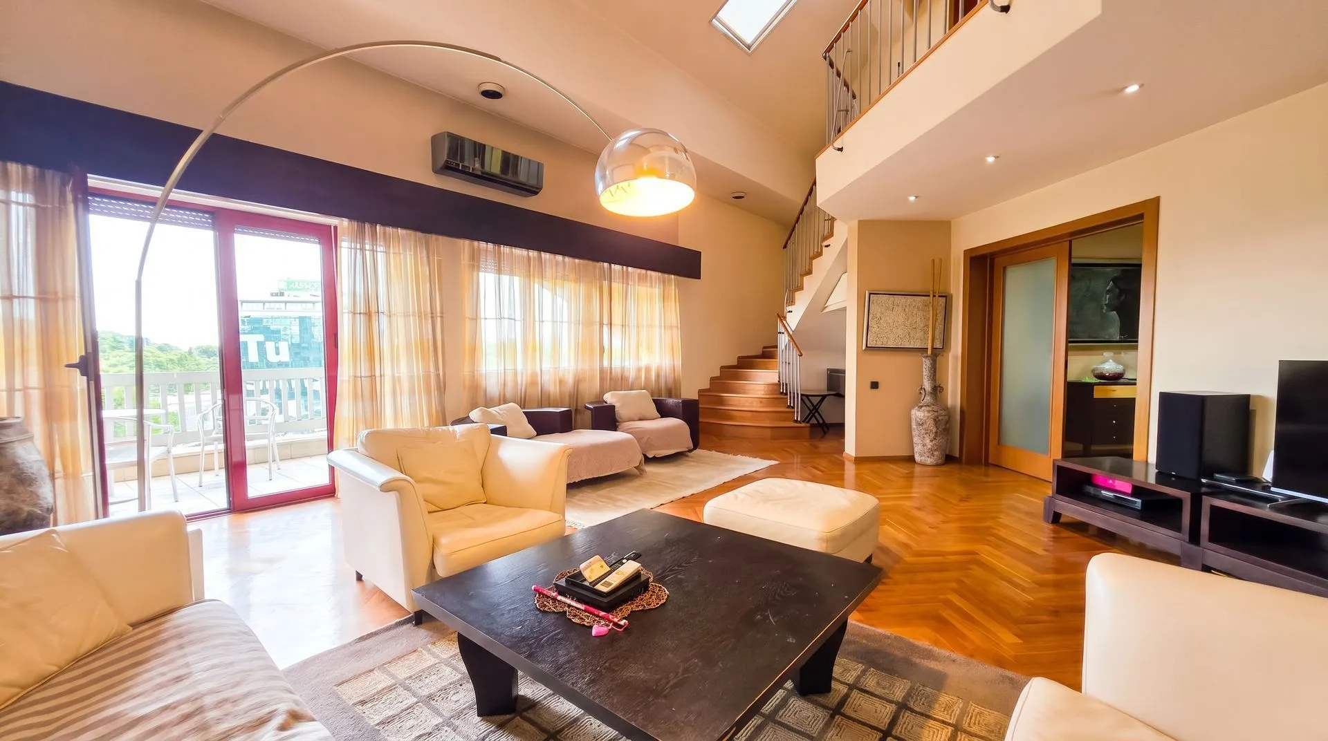 Sale, four bedroom apartment, 281m², Podgorica, Crna Gora