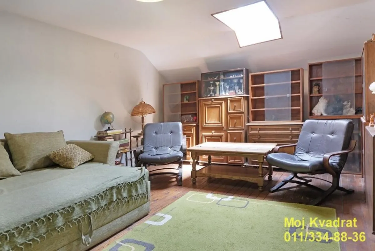 Sale, four bedroom apartment, 98m², Stari Grad, Beograd