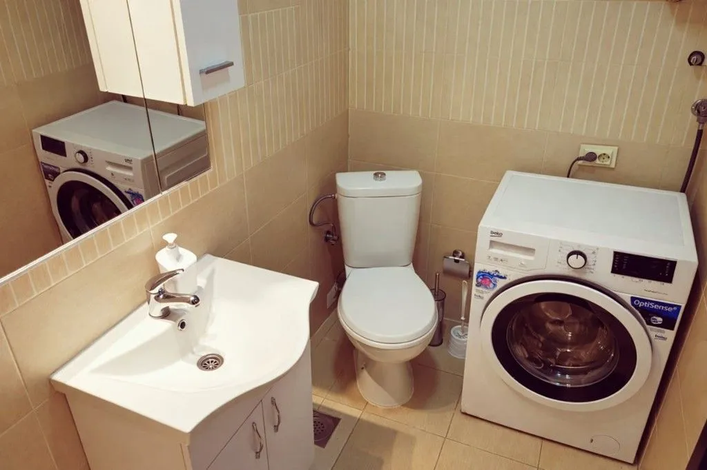 Izdavanje, jednosoban stan, 60m², Blok 5, Podgorica