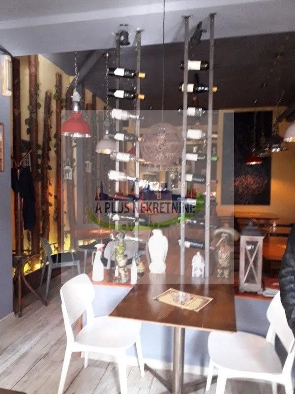 Sale, office space, 76m², Palilula, Niš