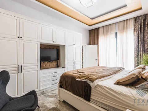 Prodaja, trosoban stan, 476m², Pinješ, Ulcinj - image 14