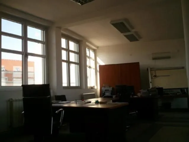 Rent, office space, 1300m², Krnjaca, Palilula Sve Podlokacije