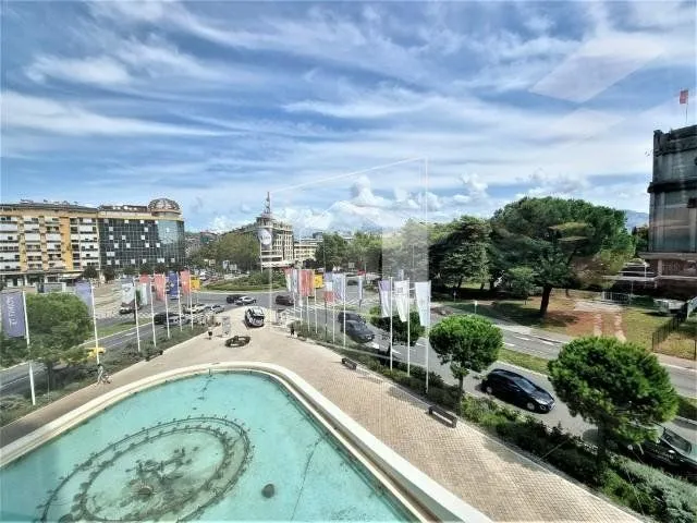 Rent, office space, 193m², Kod Capital Plaze, Podgorica