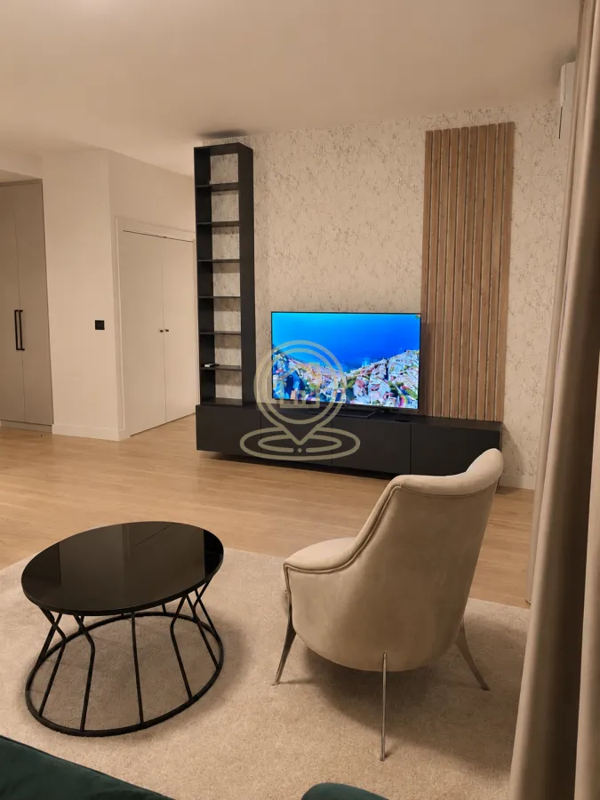 Izdavanje, dvosoban stan, 61m², Savski Venac, Beograd