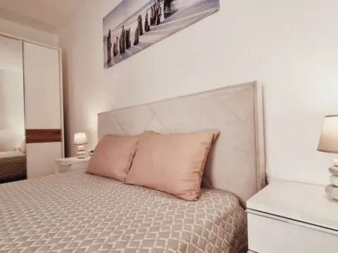 Prodaja, stan, 48m², Bečići, Budva - image 7