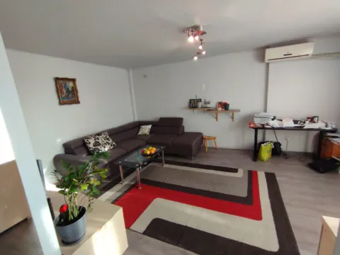 Prodaja, dvosoban stan, 71m², Novo naselje, Novi Sad