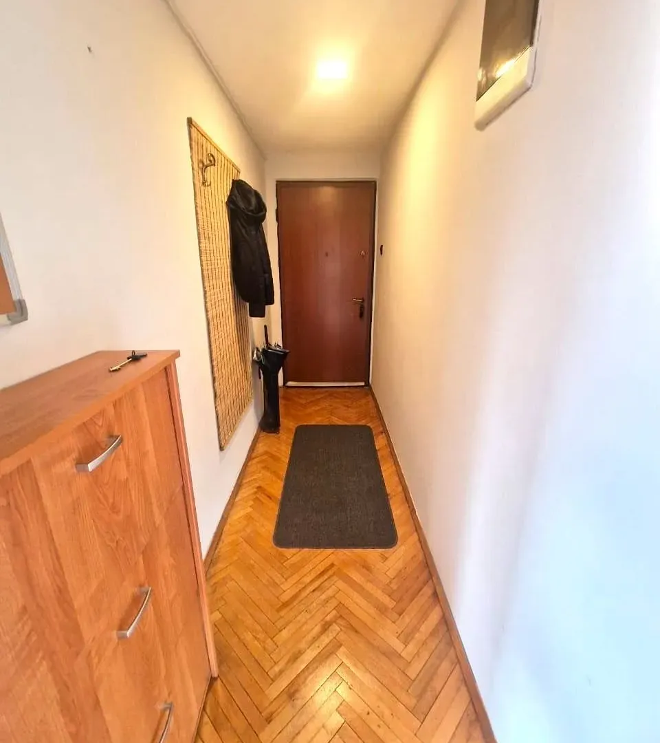 Rent, three bedroom apartment, 88m², Centar, Tivat