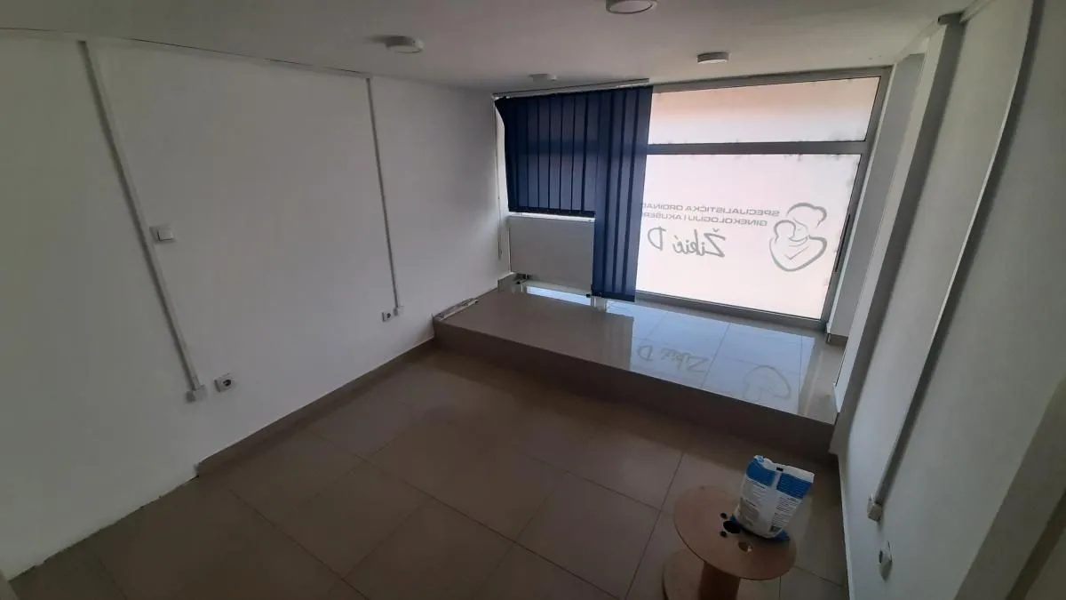 Rent, office space, 100m², Salajka, Novi Sad Sve Podlokacije