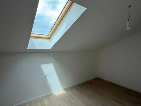 Prodaja, jednosoban stan, 50m², Tološi, Podgorica - image 7