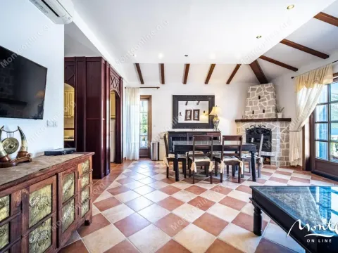 Sale, two bedroom apartment, 92m², Kostanjica, Kotor - image 12