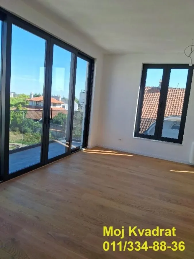 Prodaja, četvorosoban stan, 107m², Zemun Sve Podlokacije, Beograd