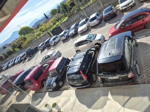 Izdavanje, poslovni prostor, 190m², City Kvart, Podgorica - image 11