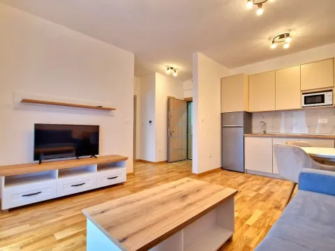 Izdavanje, jednosoban stan, 48m², Bečići, Budva - image 6