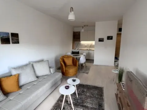Izdavanje, jednosoban stan, 45m2, Zabjelo, Podgorica Izdavanje, jednosoban stan, 45m2, Zabjelo, Podgorica