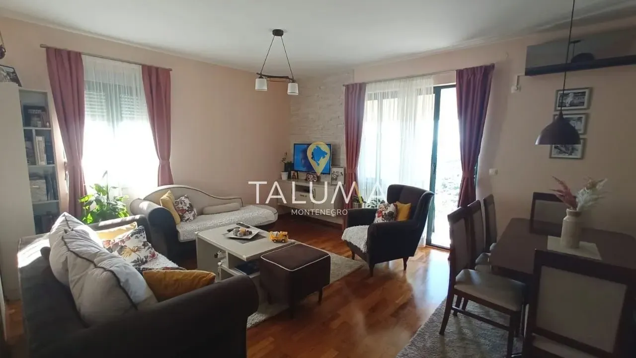 Prodaja, trosoban stan, 101m², Dub, Kotor