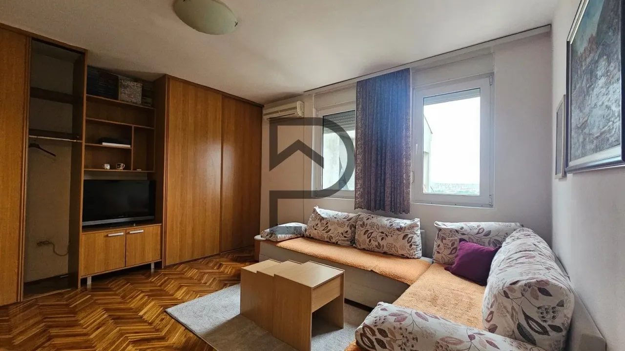 Prodaja, stan, 42m², Blok 6, Podgorica