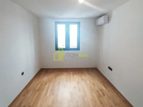 Sale, two bedroom apartment, 67m², Sveti Stefan, Budva - image 5