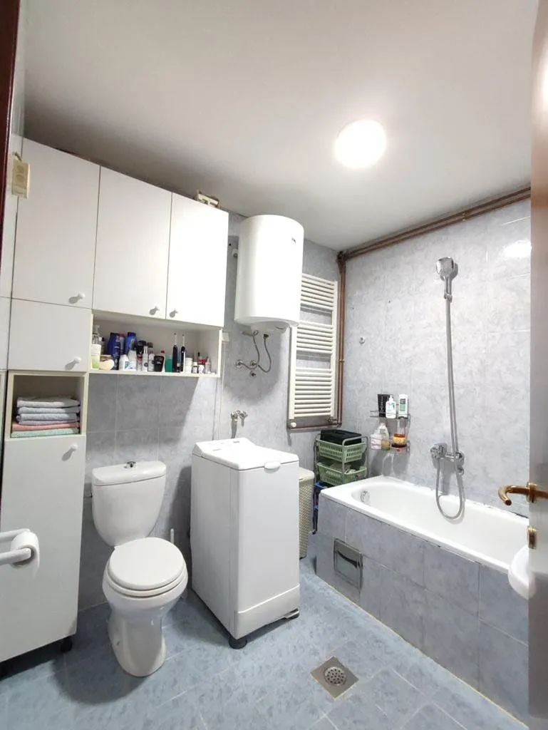 Izdavanje, dvosoban stan, 80m², Stari Aerodrom, Podgorica