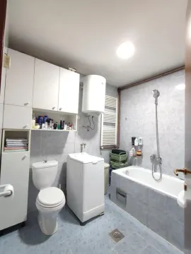 Izdavanje, dvosoban stan, 80m², Stari Aerodrom, Podgorica - image 13