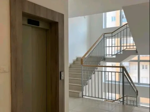 Izdavanje, jednosoban stan, 27m², City Kej, Podgorica - image 3