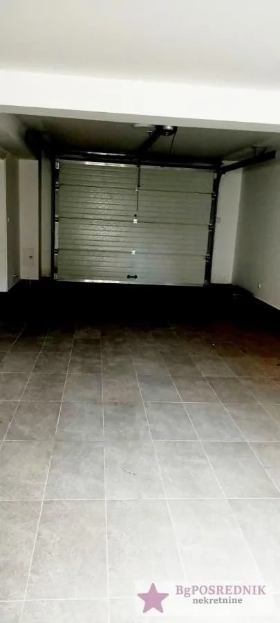 Prodaja, stan, 302m², Miljakovac, Rakovica