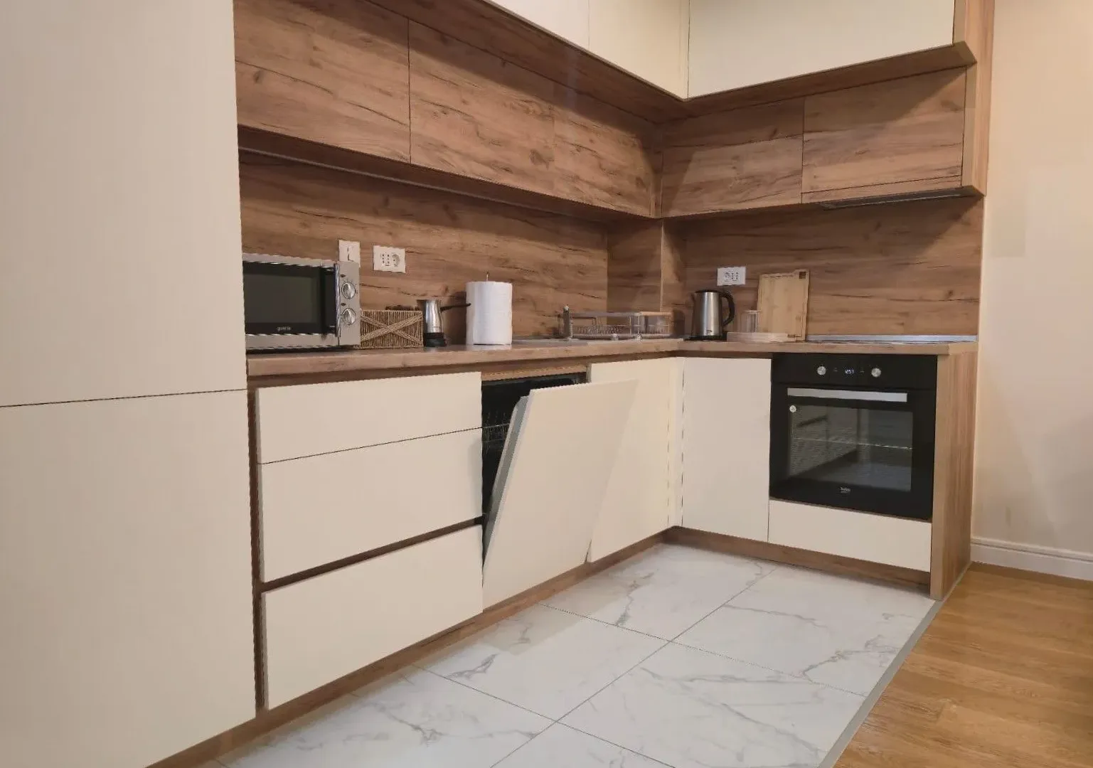 Rent, one bedroom apartment, 57m², Central Point, Podgorica