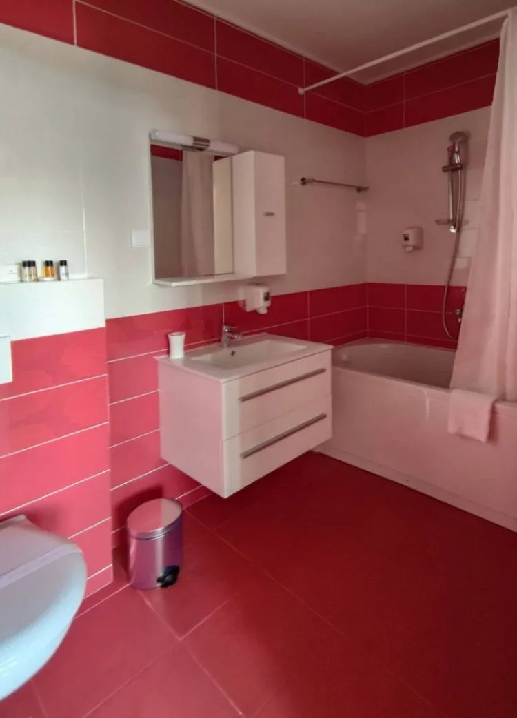 Rent, apartment, 100m², Bečići, Budva