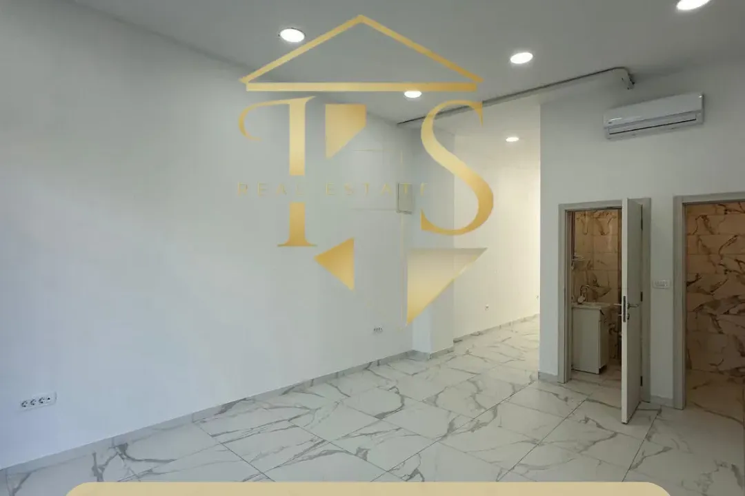 Rent, office space, 50m², Seljanovo, Tivat