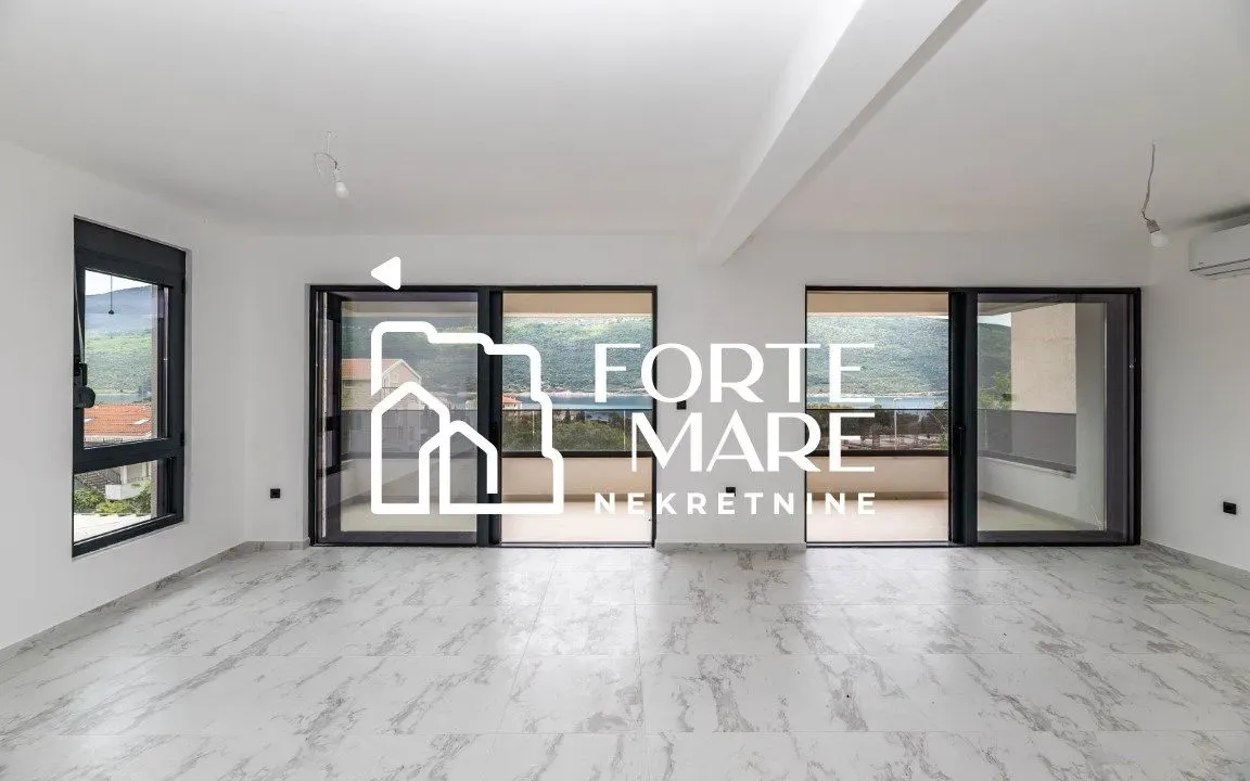 Sale, three bedroom apartment, 100m², Kumbor, Herceg Novi