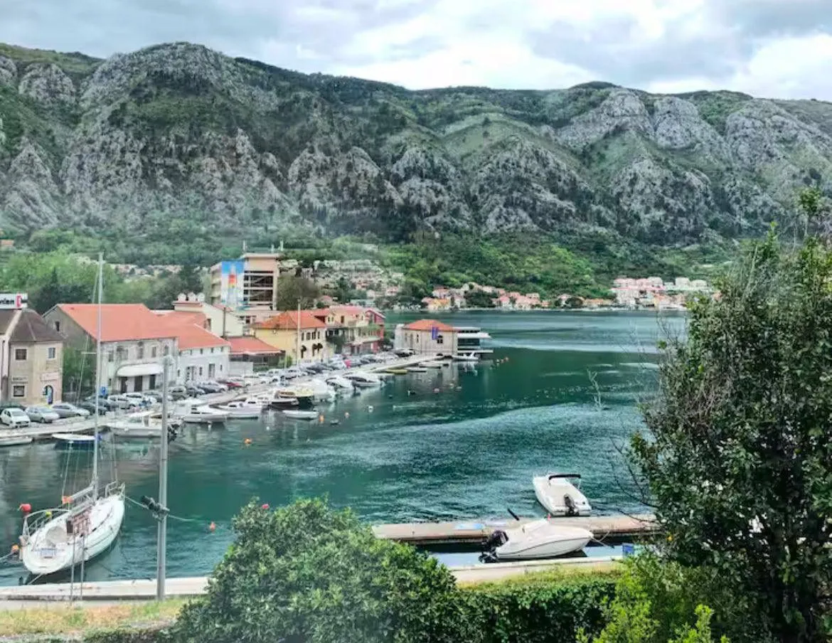 Prodaja, jednosoban stan, 42m², Stari Grad Kotor, Kotor