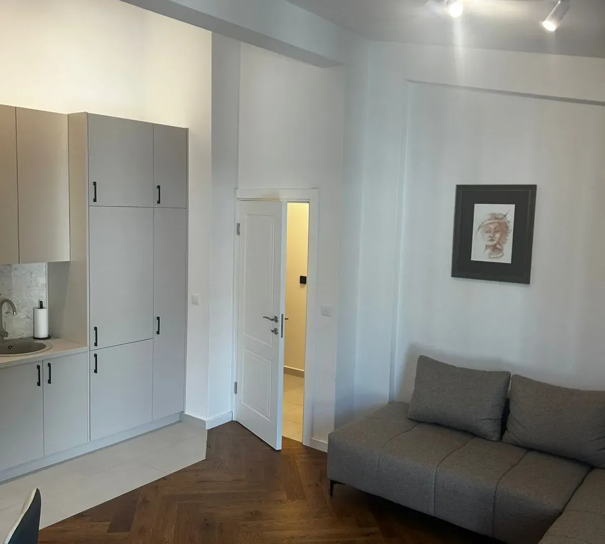 Rent, one bedroom apartment, 42m², Kava, Tivat