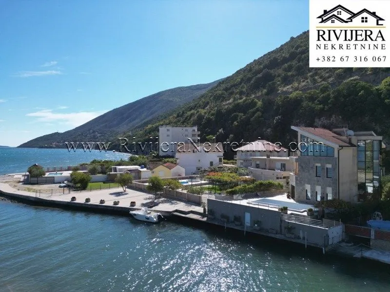 Prodaja, kuća, 245m², Njivice, Herceg Novi