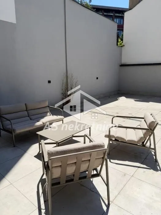 Rent, three bedroom apartment, 125m², Crveni Krst, Beograd