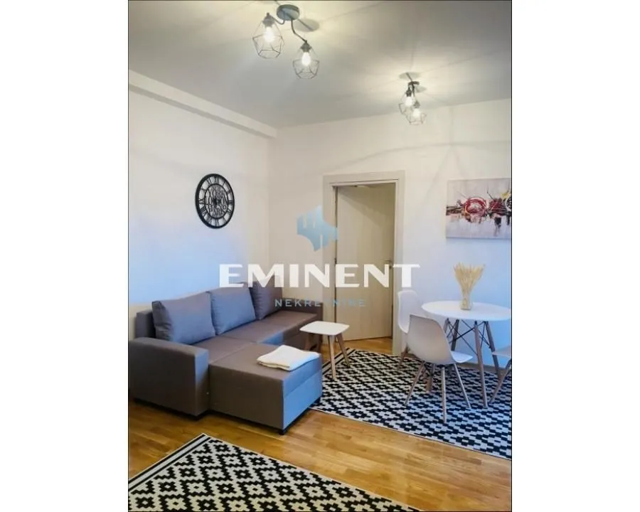 Izdavanje, dvosoban stan, 43m², Tašmajdan, Palilula Sve Podlokacije