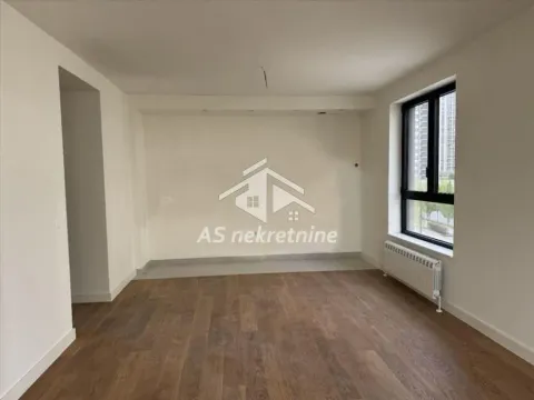 Izdavanje, trosoban stan, 79m², Savski Venac, Beograd - image 3