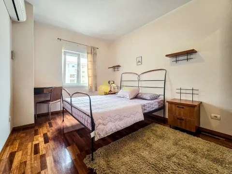 Izdavanje, dvosoban stan, 70m², City Kvart, Podgorica - image 8